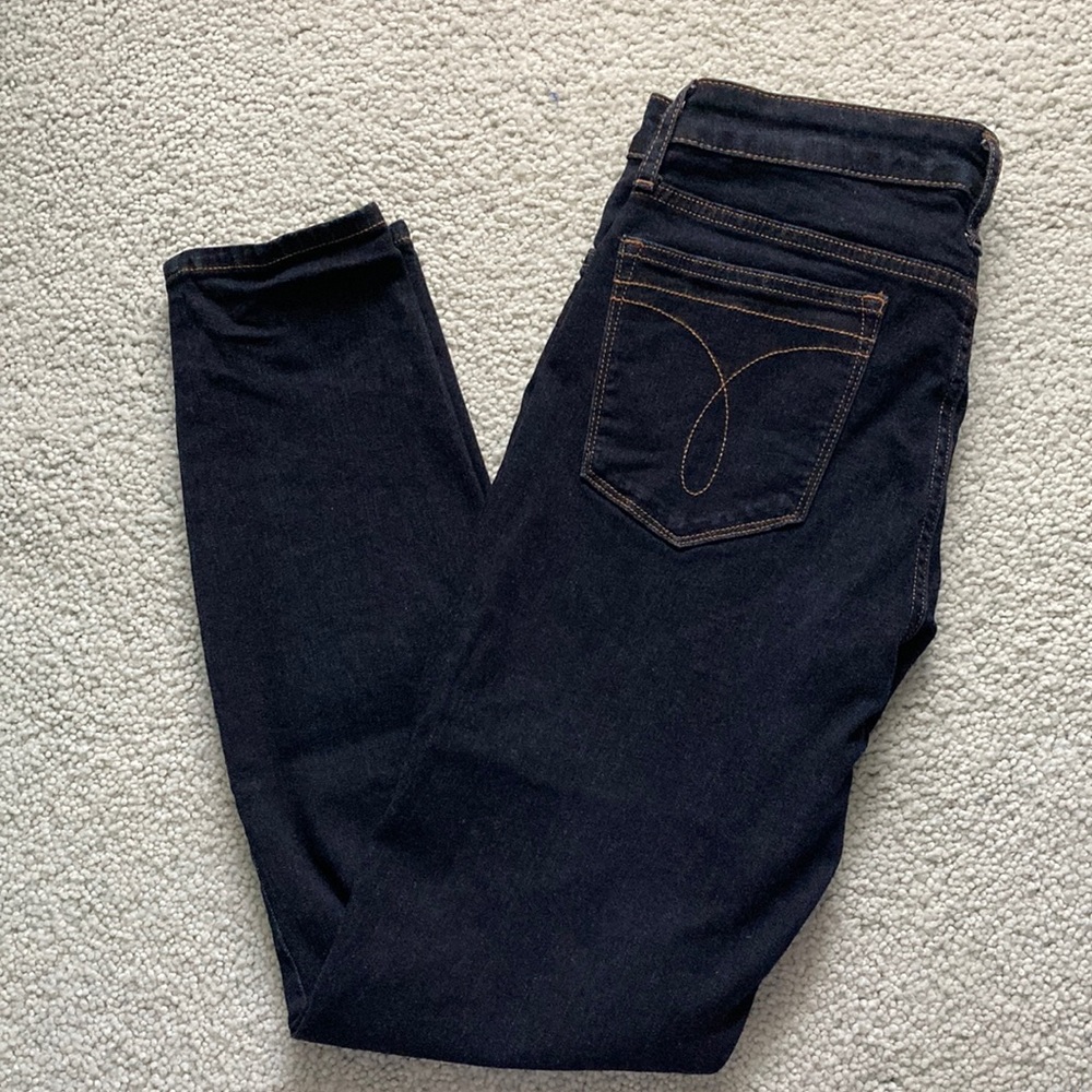 Like New! Mid-rise Skinny CALVIN KLEIN Jeans
